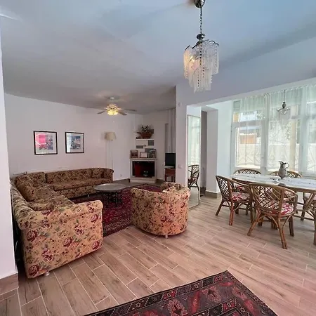 Homekemer A Κεμέρ