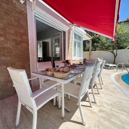Homekemer A Villa *
