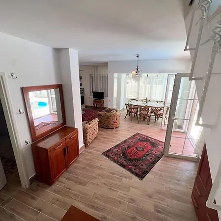 Homekemer A Villa